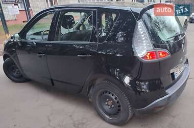 Мінівен Renault Scenic 2012 в 