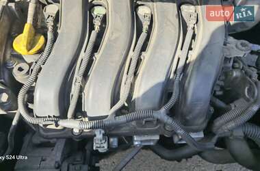 Минивэн Renault Scenic 2005 в 
