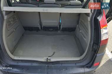 Минивэн Renault Scenic 2005 в 