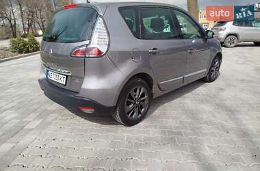 Минивэн Renault Scenic 2016 в 