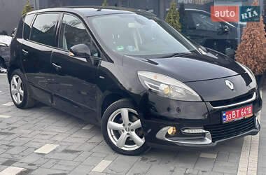 Минивэн Renault Scenic 2013 в 