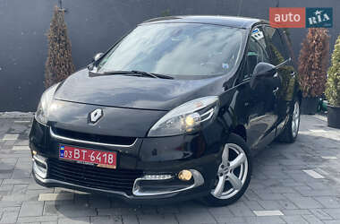 Минивэн Renault Scenic 2013 в 