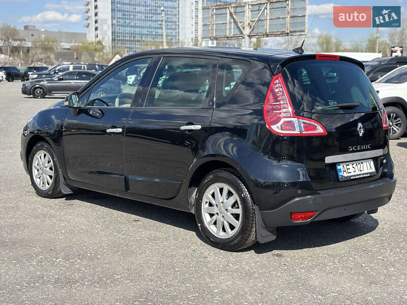 Минивэн Renault Scenic 2010 в Киеве