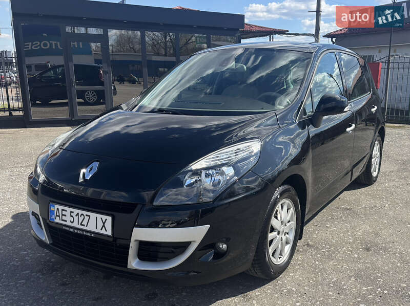 Минивэн Renault Scenic 2010 в Киеве