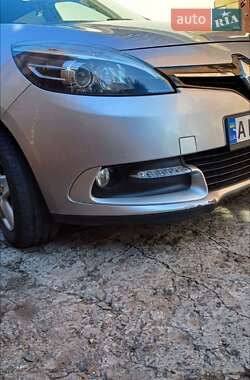 Мінівен Renault Scenic 2014 в 