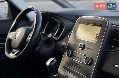 Минивэн Renault Scenic 2021 в 