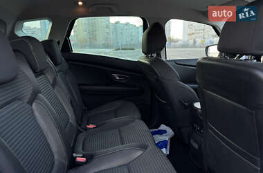Минивэн Renault Scenic 2021 в 