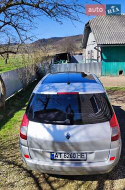 Минивэн Renault Scenic 2009 в 