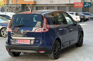Минивэн Renault Scenic 2009 в 