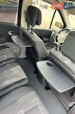 Минивэн Renault Scenic 2006 в 