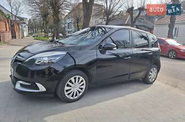 Минивэн Renault Scenic 2013 в 