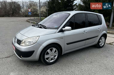 Минивэн Renault Scenic 2005 в 