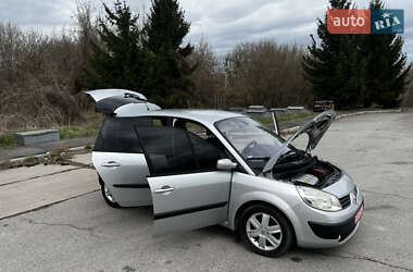 Минивэн Renault Scenic 2005 в 