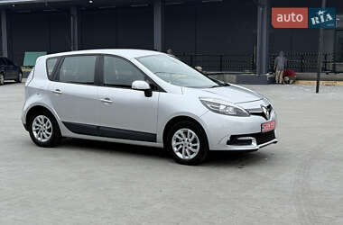 Минивэн Renault Scenic 2013 в 