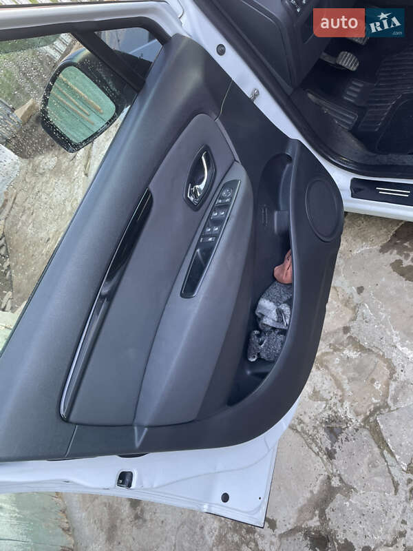 Минивэн Renault Scenic 2012 в Стрелках