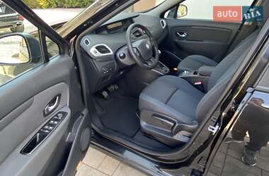 Минивэн Renault Scenic 2010 в 