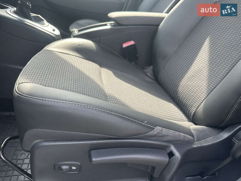 Мінівен Renault Scenic 2011 в Радехові