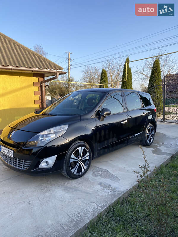 Renault Scenic 2011