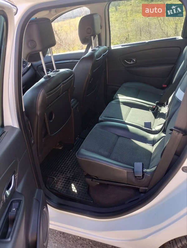 Минивэн Renault Scenic 2015 в Белгороде-Днестровском