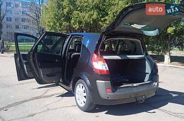 Минивэн Renault Scenic 2006 в 
