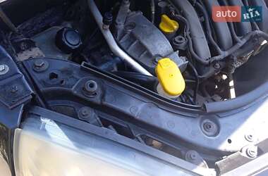 Минивэн Renault Scenic 2006 в 