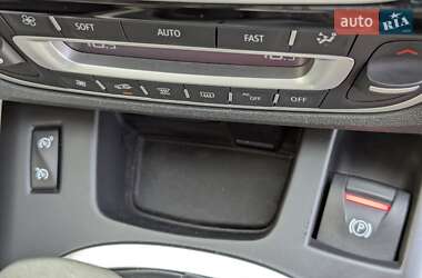 Минивэн Renault Scenic 2015 в 