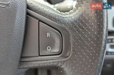 Минивэн Renault Scenic 2015 в 