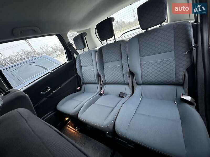Мінівен Renault Scenic 2010 в Запоріжжі