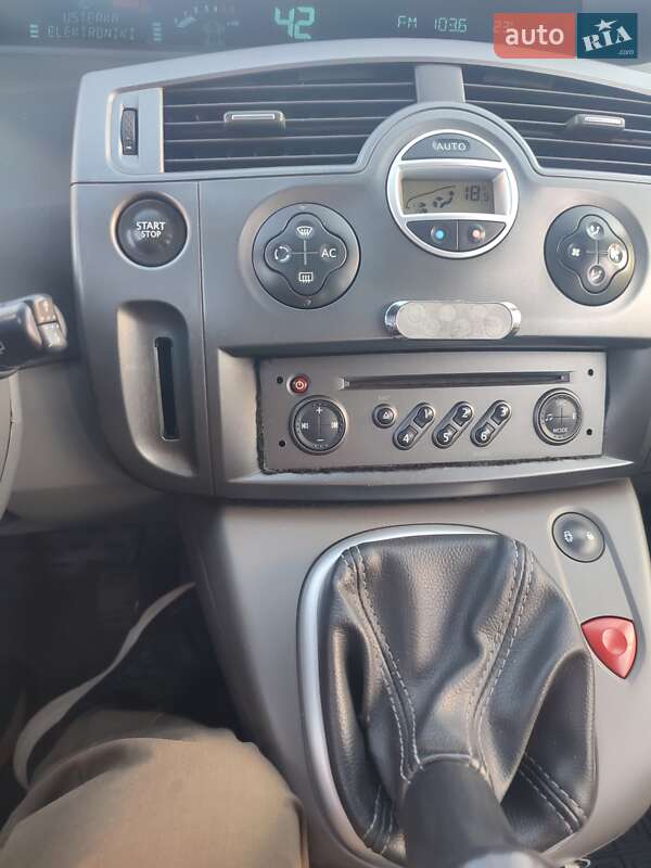 Мінівен Renault Scenic 2006 в Києві
