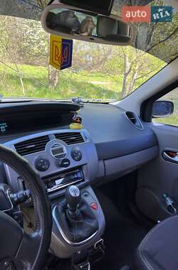 Минивэн Renault Scenic 2008 в 