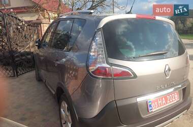 Мінівен Renault Scenic 2013 в 