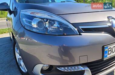 Минивэн Renault Scenic 2015 в 