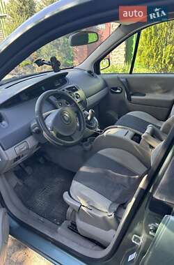Минивэн Renault Scenic 2005 в 