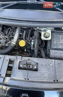Минивэн Renault Scenic 2011 в 