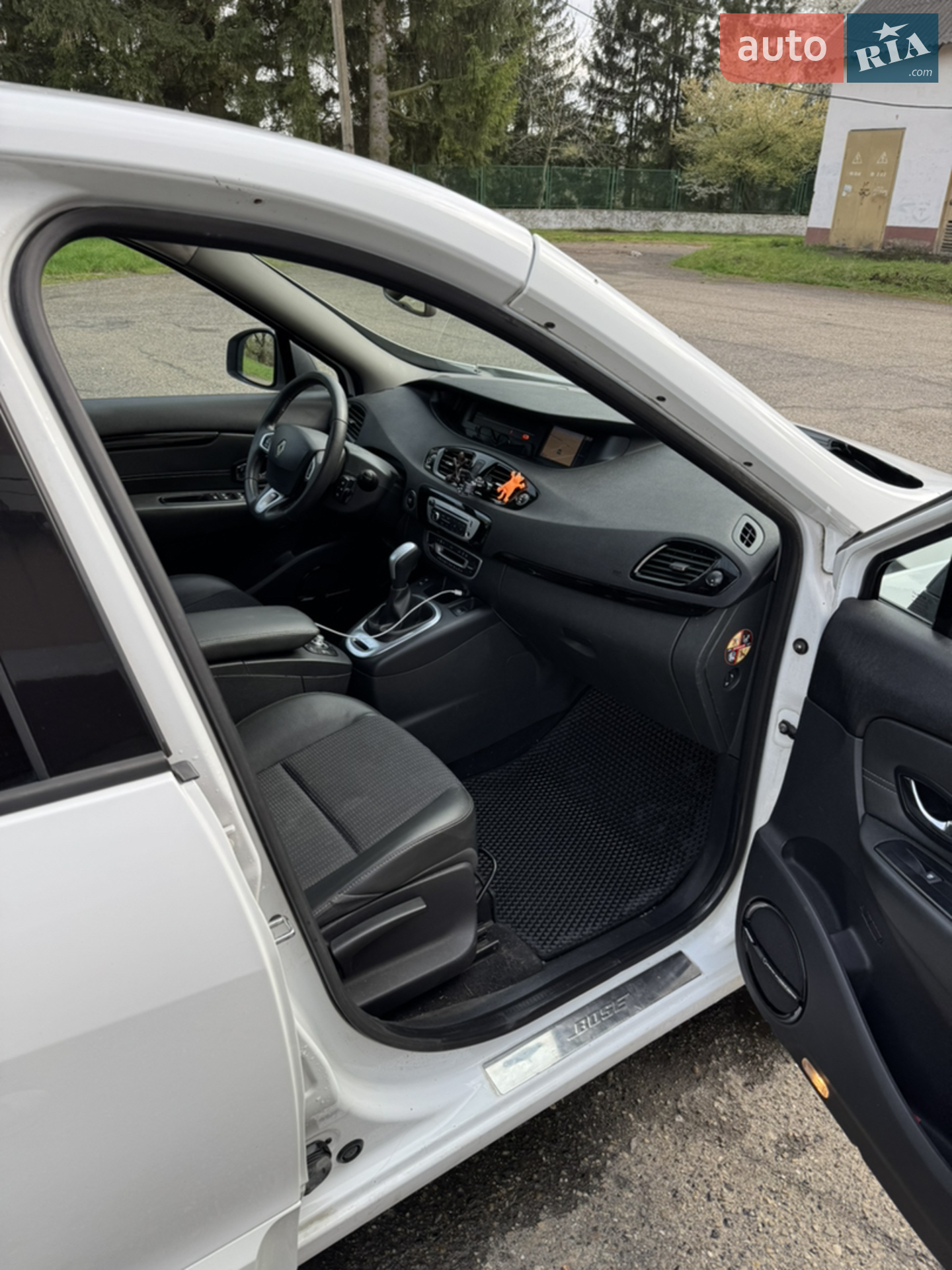 2012 Renault Scenic - мініатюра 16