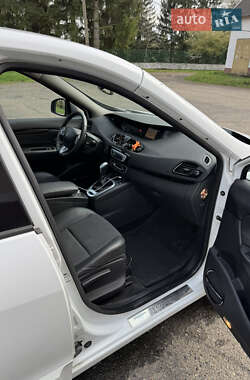 Мінівен Renault Scenic 2012 в 