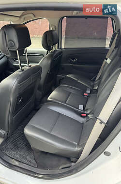 Мінівен Renault Scenic 2012 в 