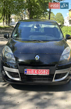 Мінівен Renault Scenic 2011 в Звенигородці