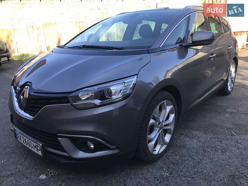 Минивэн Renault Scenic 2018 в 