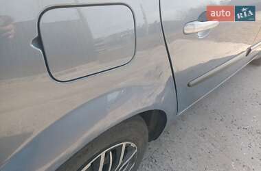 Минивэн Renault Scenic 2005 в 
