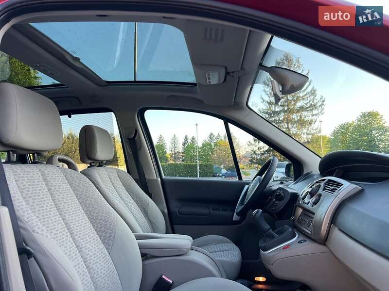 Минивэн Renault Scenic 2006 в Луцке