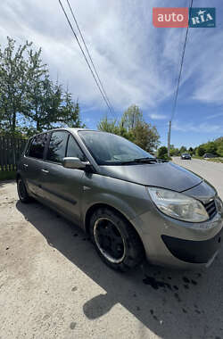 Минивэн Renault Scenic 2003 в 