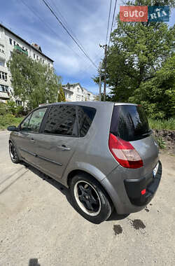 Минивэн Renault Scenic 2003 в 