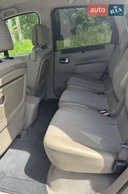 Минивэн Renault Scenic 2003 в 