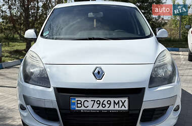 Мінівен Renault Scenic 2010 в 