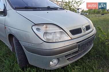 Мінівен Renault Scenic 2002 в Києві