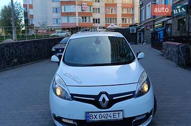 Минивэн Renault Scenic 2016 в 