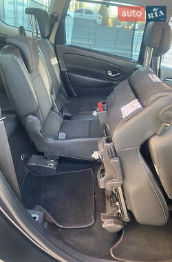 Мінівен Renault Scenic 2011 в 