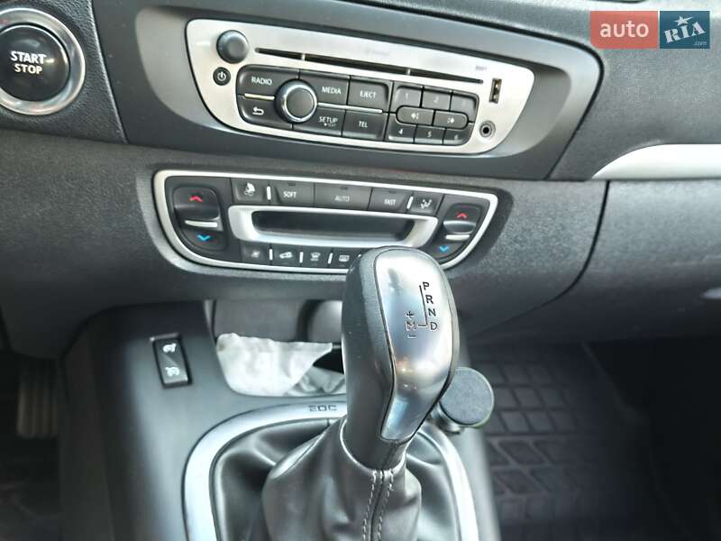 Минивэн Renault Scenic 2014 в Луцке