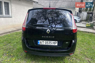 Минивэн Renault Scenic 2013 в 
